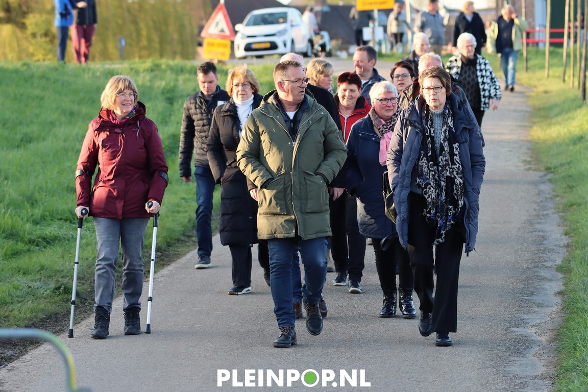 Donderdagavond 13 04 2023              (38)